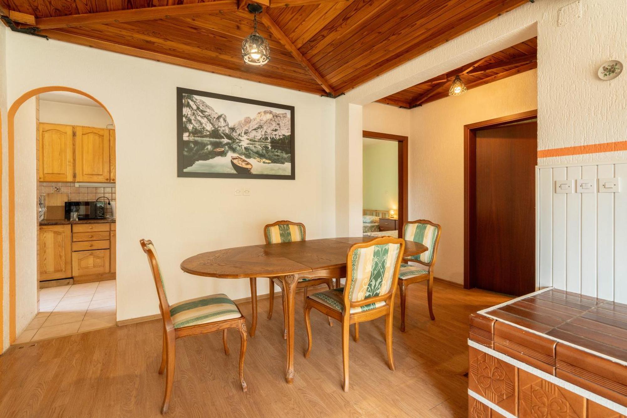 Apartmaji Loreta Apartment
