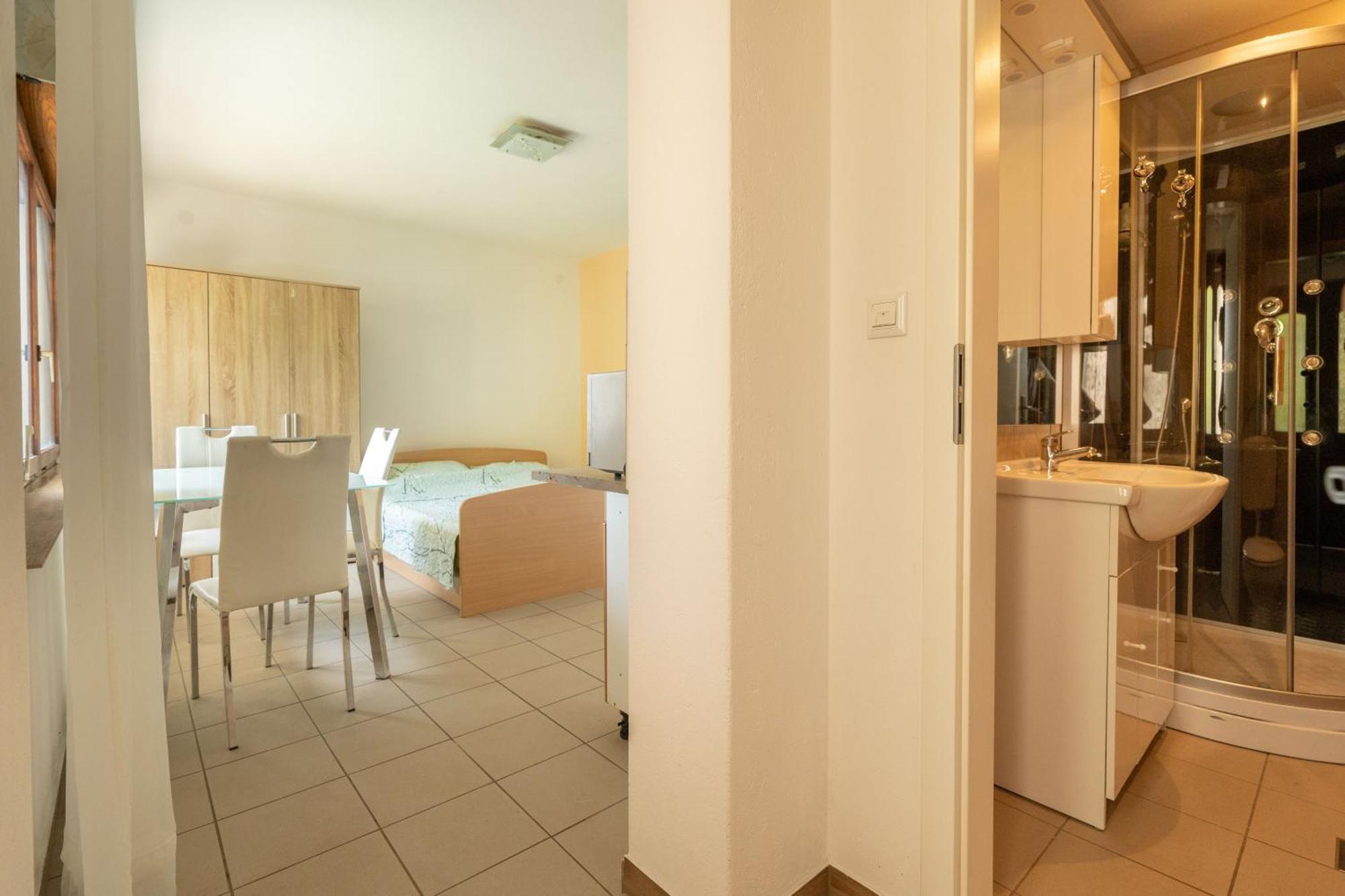 Apartment Apartmaji Loreta *