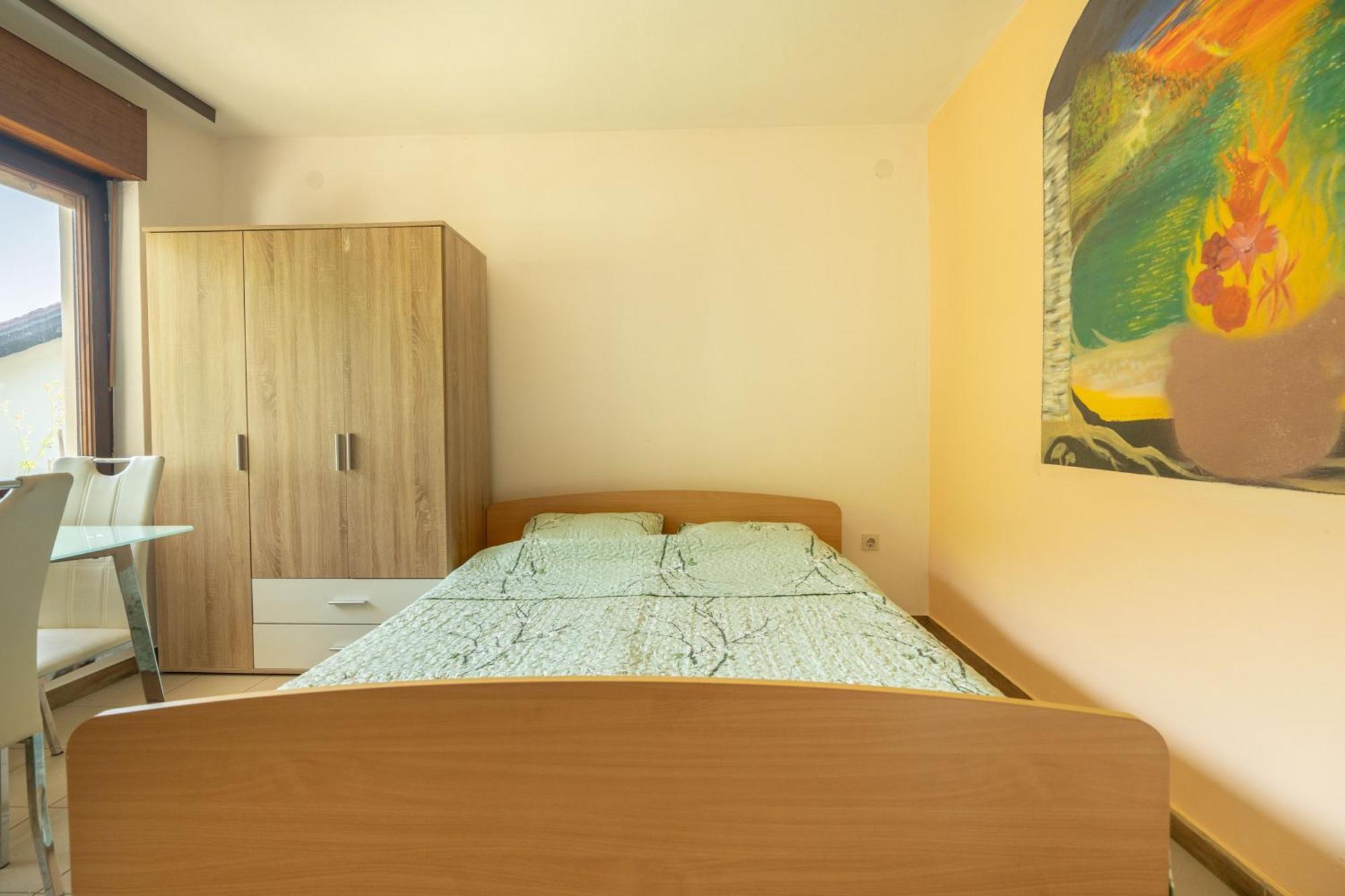 Apartmaji Loreta Apartment *