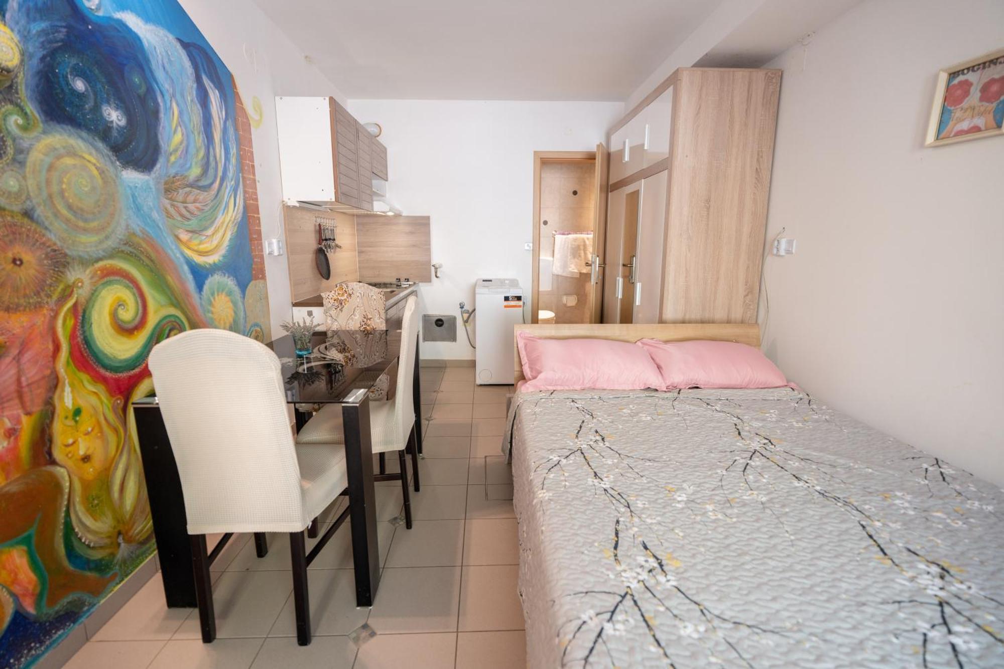 Apartmaji Loreta *